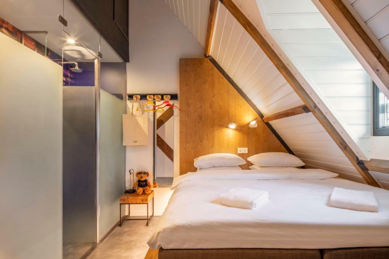 Bunk Hotel Utrecht Esterno foto