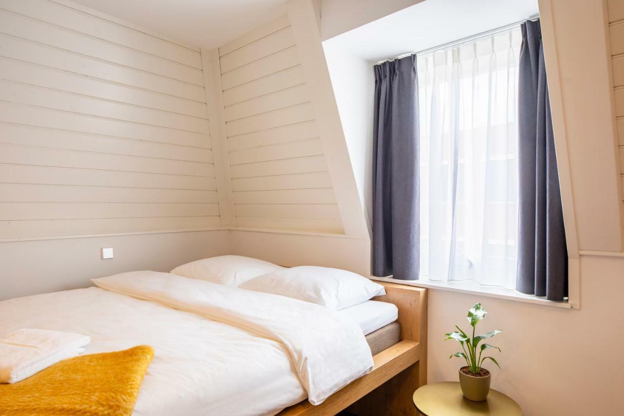 Bunk Hotel Utrecht Esterno foto