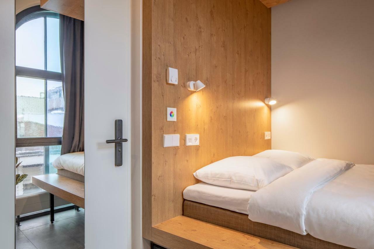 Bunk Hotel Utrecht Esterno foto