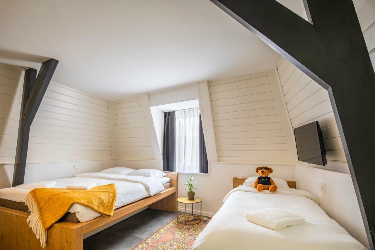 Bunk Hotel Utrecht Esterno foto