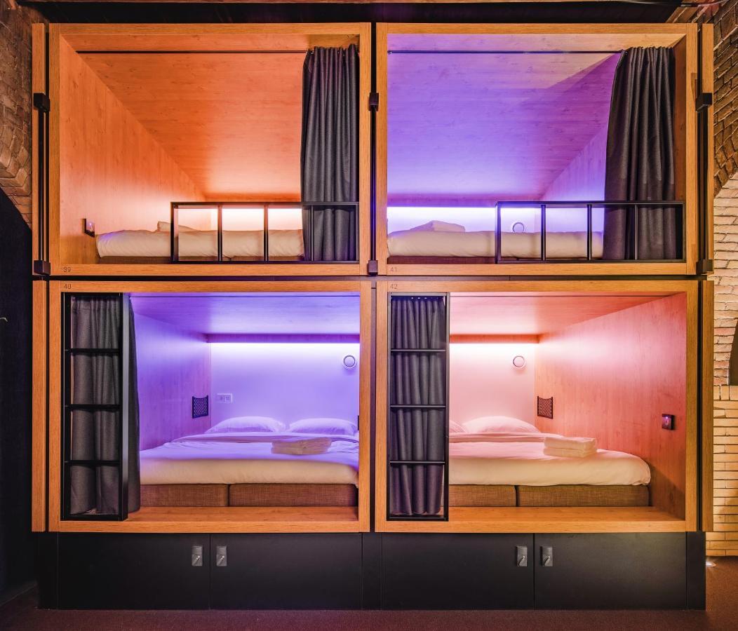 Bunk Hotel Utrecht Esterno foto