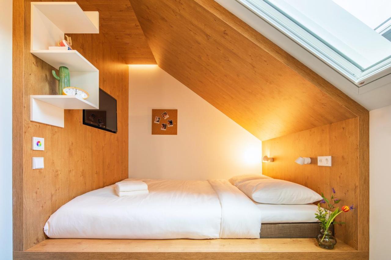 Bunk Hotel Utrecht Esterno foto